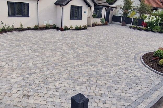 Tobermore Tegula Slate, Tegula-Setts-Charcoal-Acorn-Landscapes-image.jpg