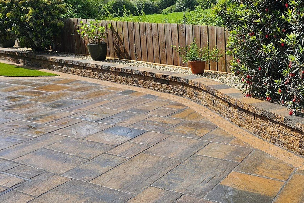 Tobermore-Historic-Bracken-Tegula-Setts-Golden-Secura-Lite-Bracken-JF-Landscaping-1